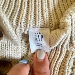Gap sweater. Size 2T
